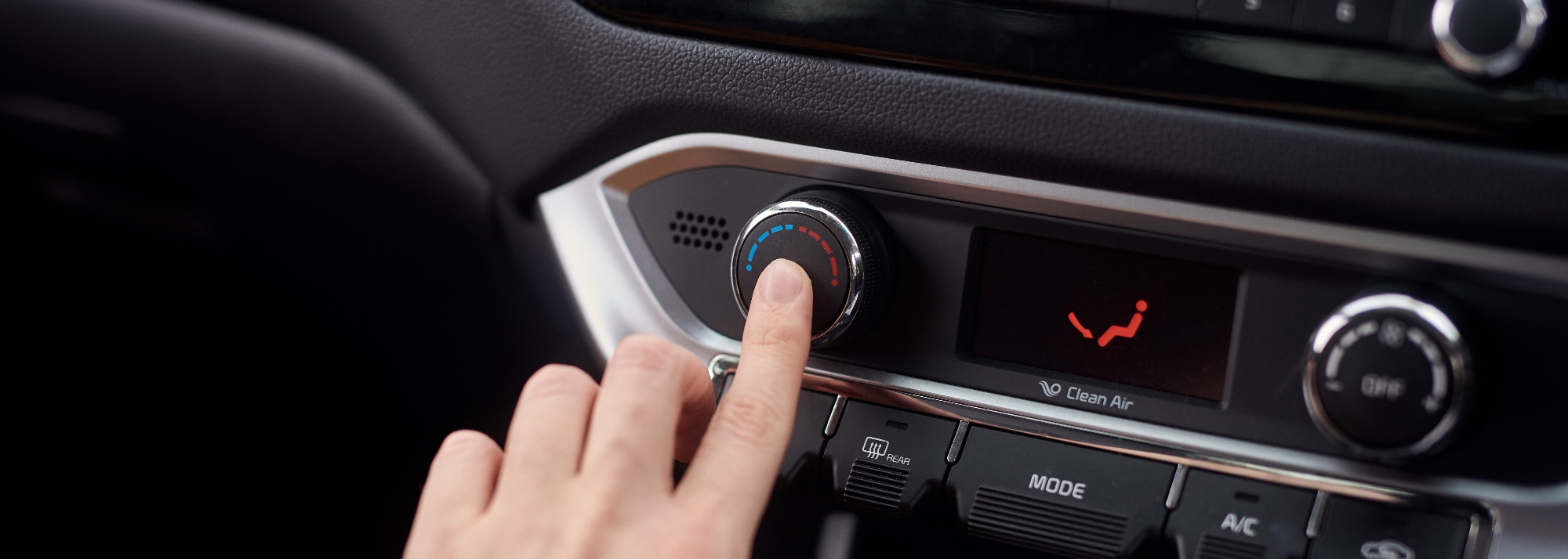 banner A sair ar quente? Está na hora de recarregar o ar condicionado do carro!